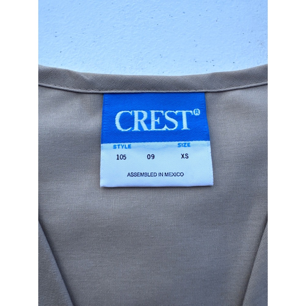 Crest 105 Khaki Scrub Top Short Sleeve V-Neck Medical Uniform XS NEW - Picture 2 of 3